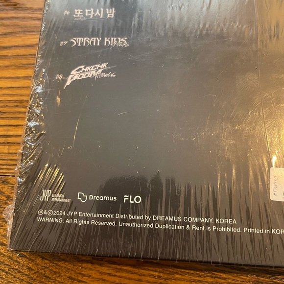 Stray Kids ATE (Chk Chk Version) 9th Mini Album - Picture 9 of 9